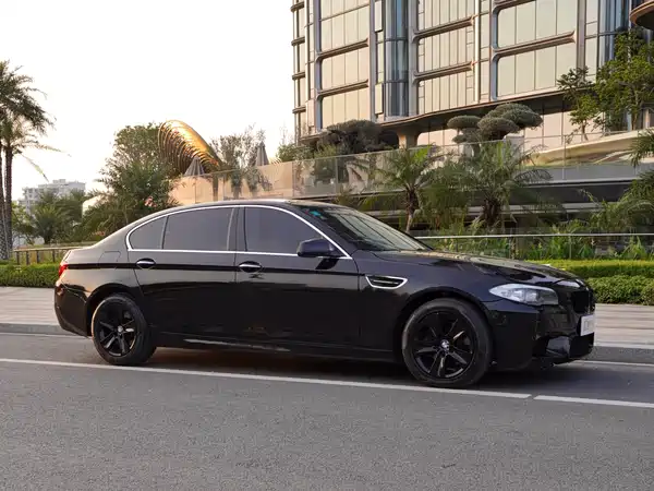 BMW 5 Series 2011