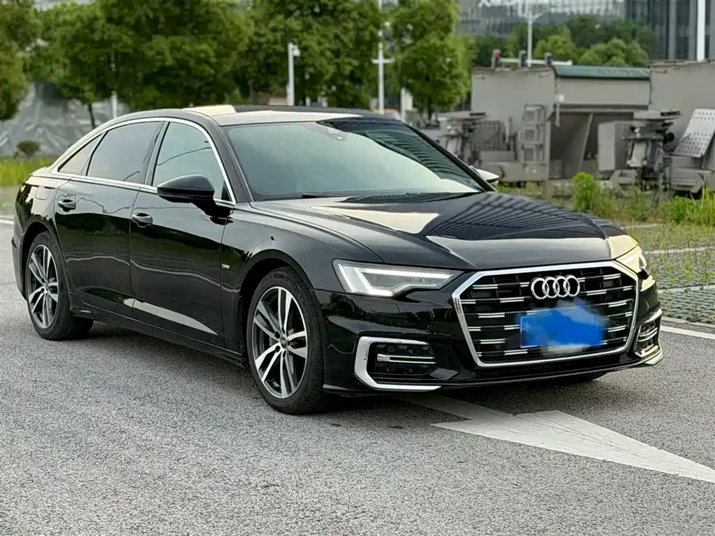 Audi A6L 2019 — фото 1