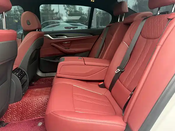 BMW 5 Series 2023