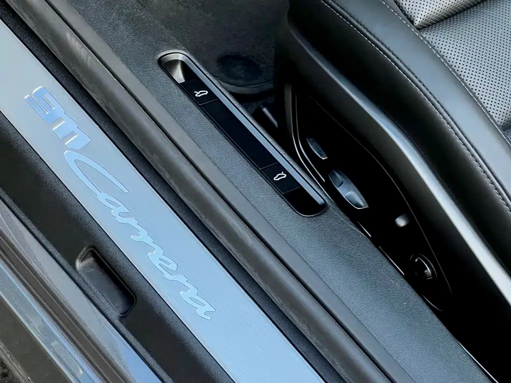 Porsche 911 2020 — фото 8