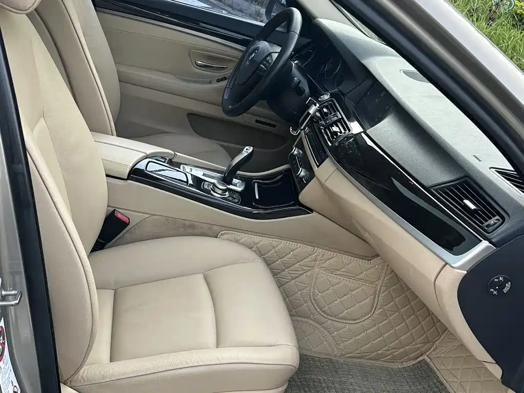 BMW 5 Series 2012