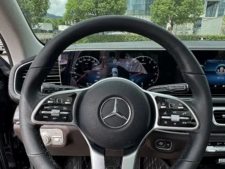 Mercedes-Benz GLE 2023 — фото 16