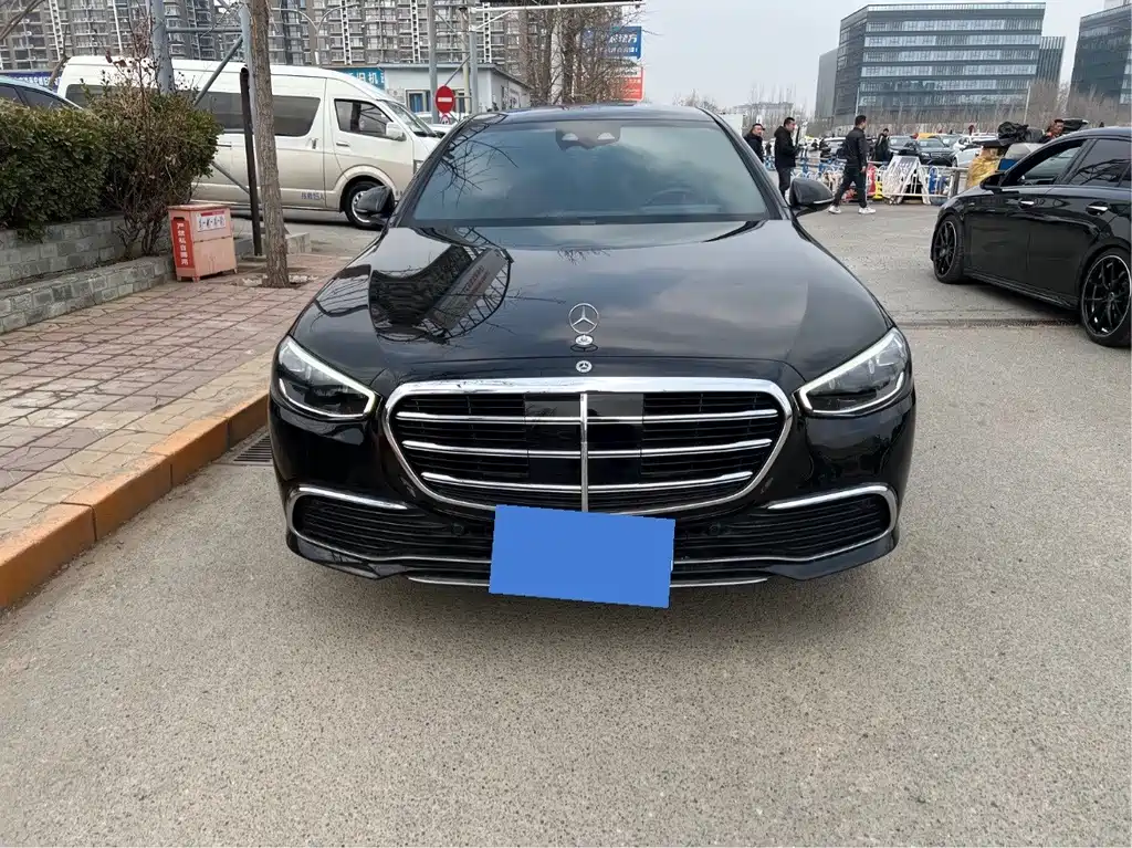 Mercedes-Benz S-Class 2025 — фото 2