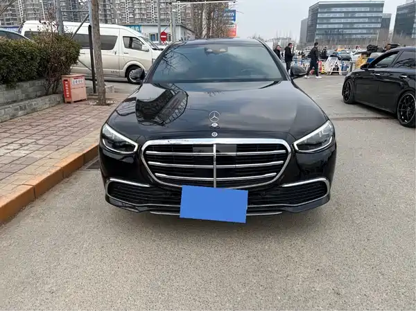 Mercedes-Benz S-Class 2024