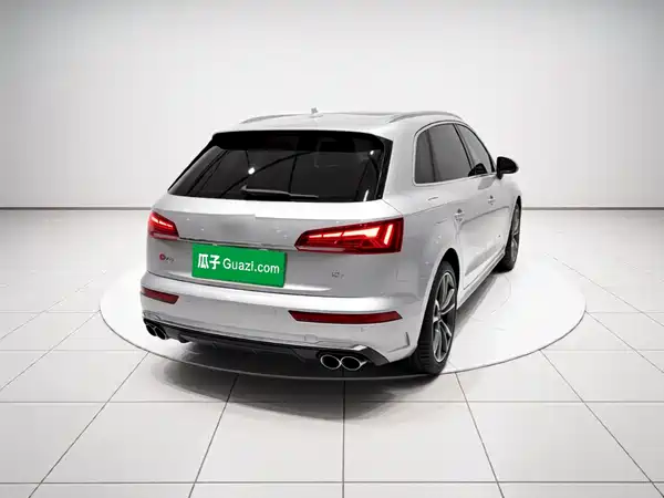 Audi Q5L 2022