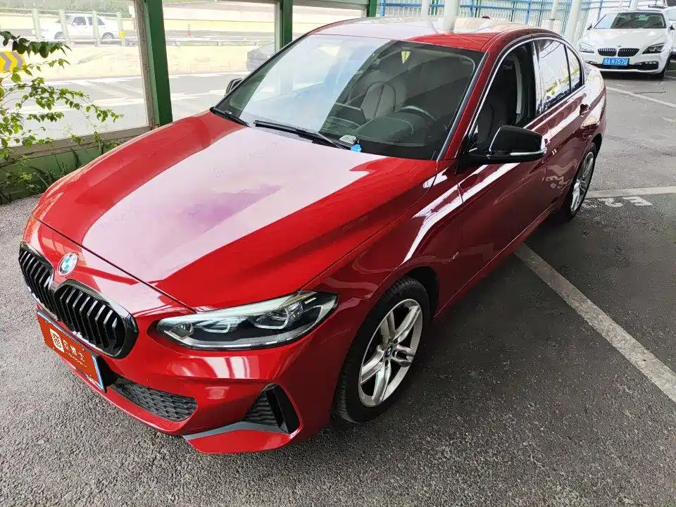 BMW 1 Series 2021