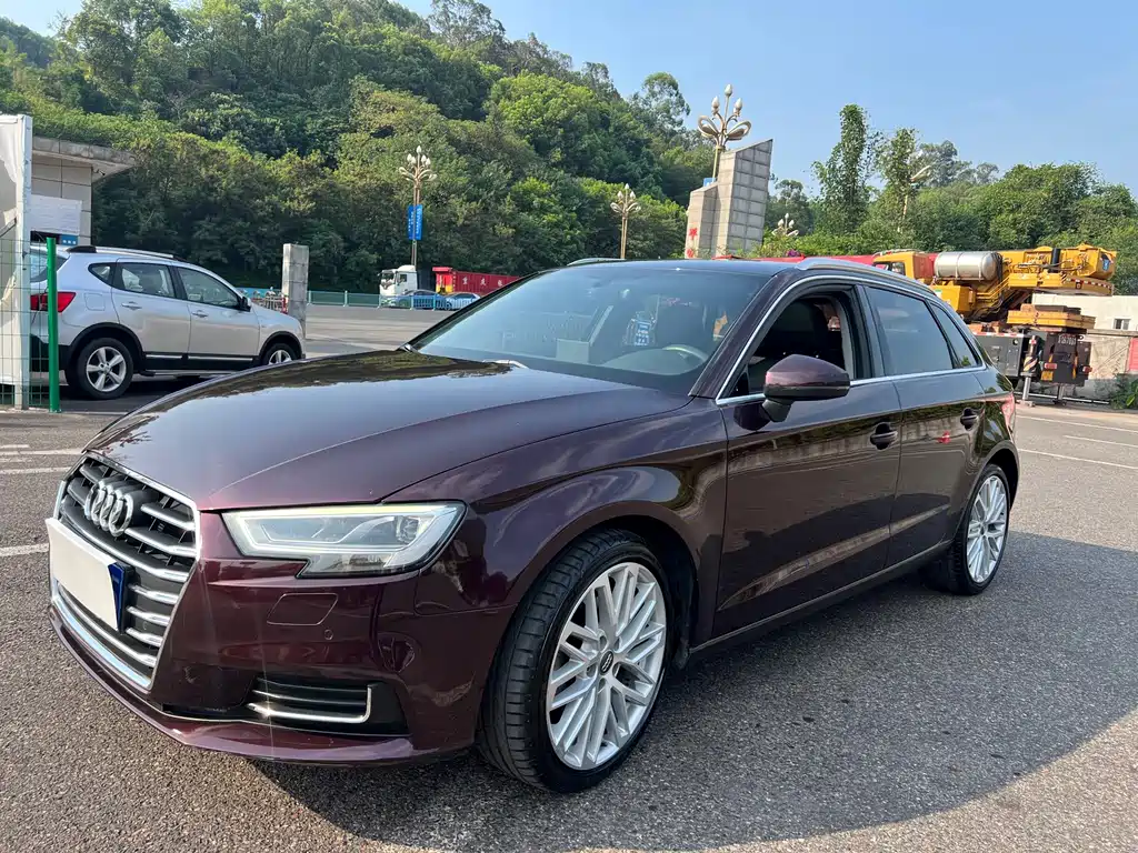 Audi A3 2018 — фото 1