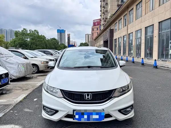 Honda Jade 2016
