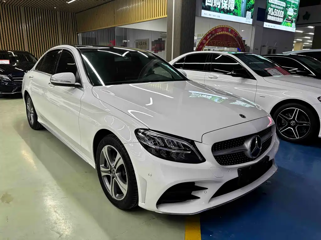 Mercedes-Benz C-Class 2019 — фото 3