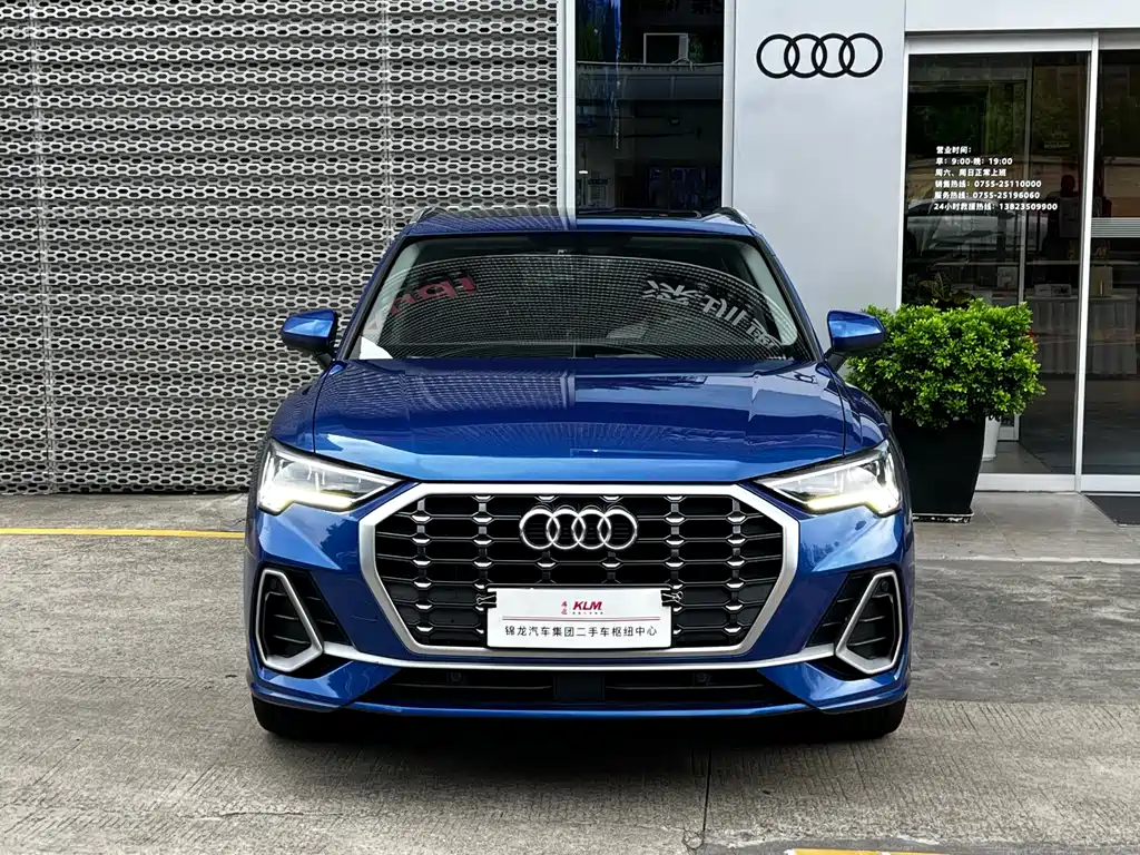 Audi Q3 2019 — фото 2