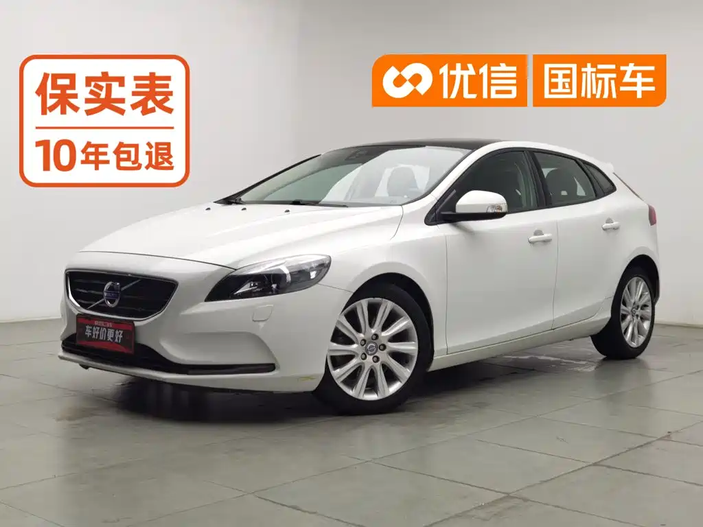 Volvo V40 2015