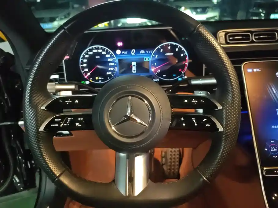 Mercedes-Benz S-Class 2025 — фото 15