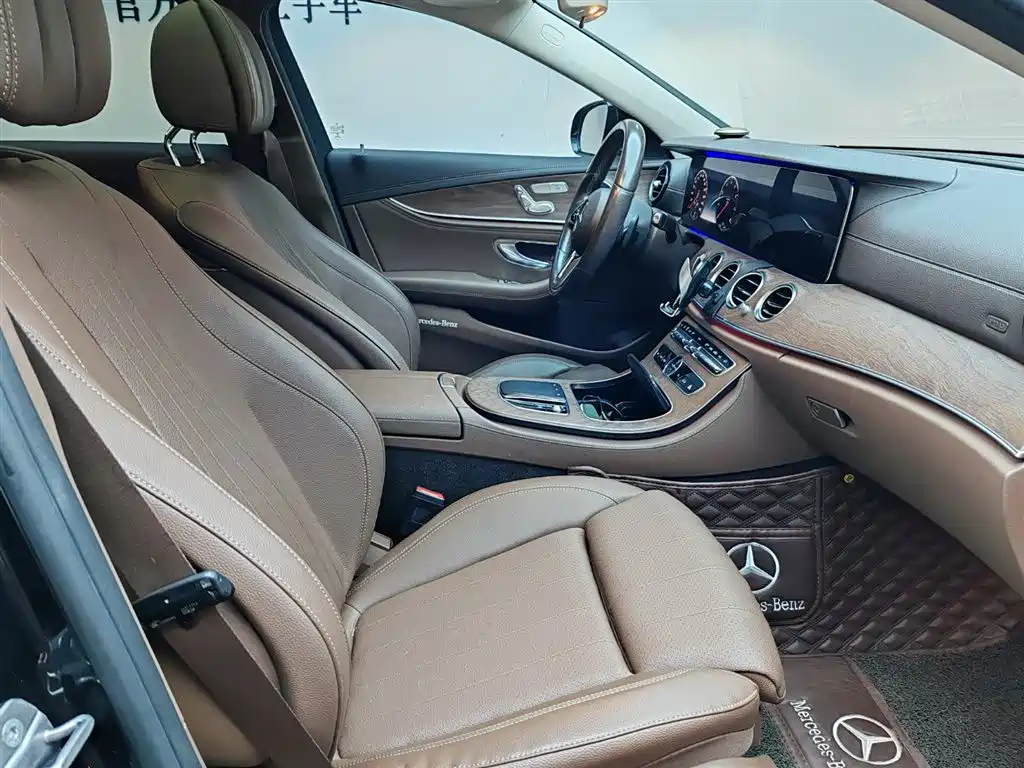 Mercedes-Benz E-Class 2020 — фото 9