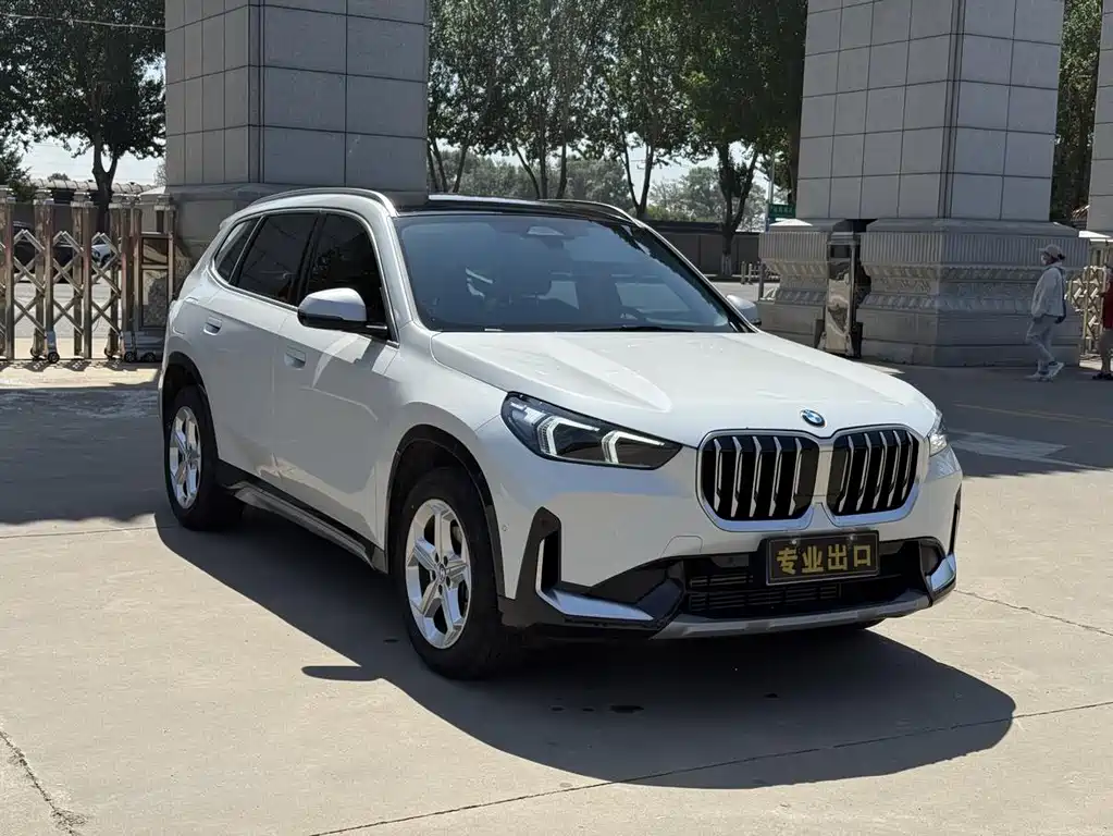BMW X1 2023 — фото 3