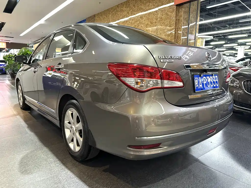 Nissan Sylphy 2011 — фото 4