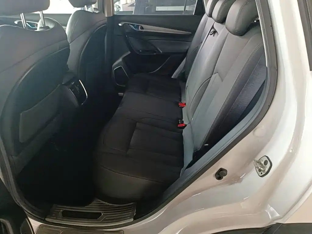Dongfeng Fengshen AX7 2019 — фото 17
