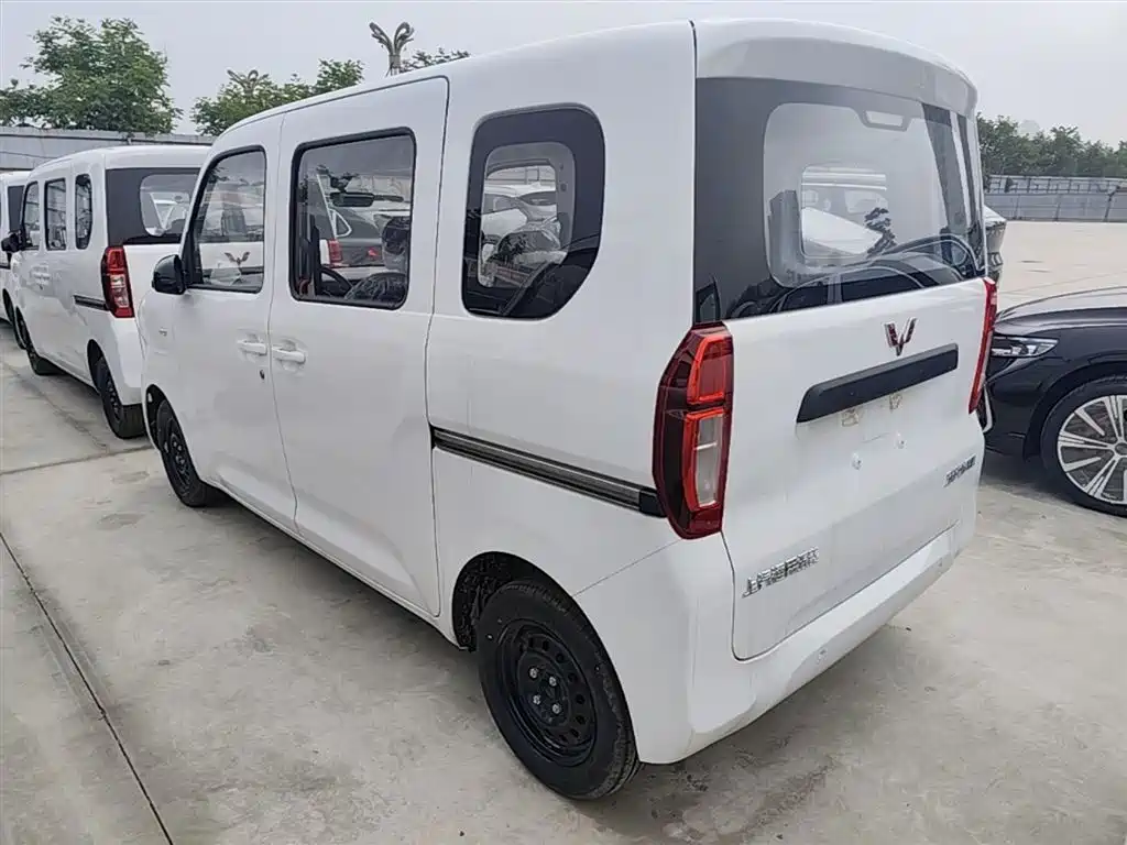 Wuling Zhiguang EV 2026 — фото 5