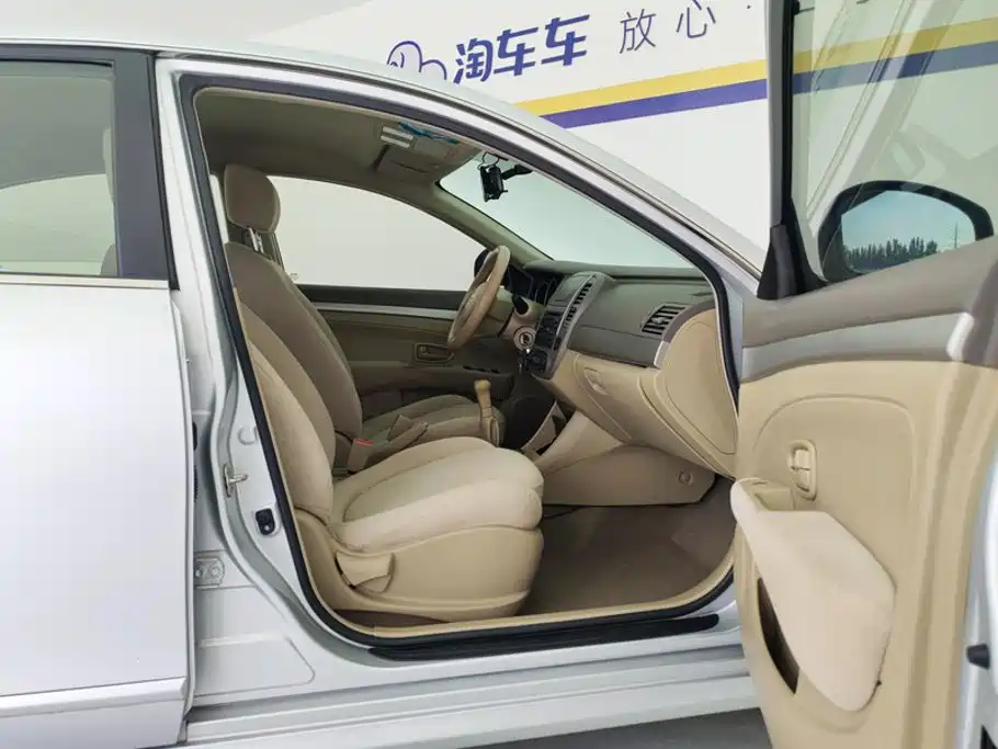 Nissan Sylphy 2015 — фото 8