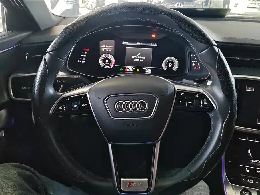 Audi A6L 2022 — фото 15