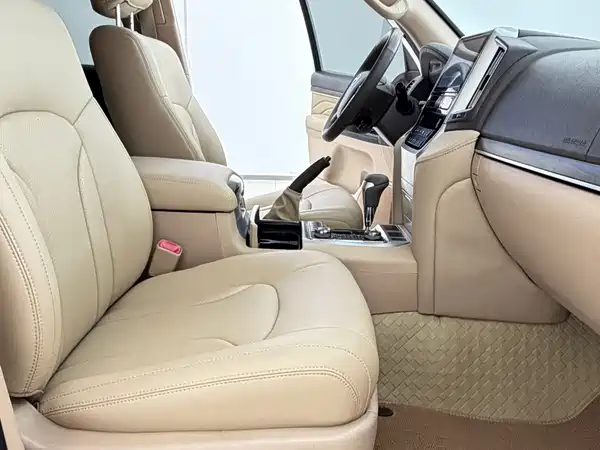 Toyota Land Cruiser 2015