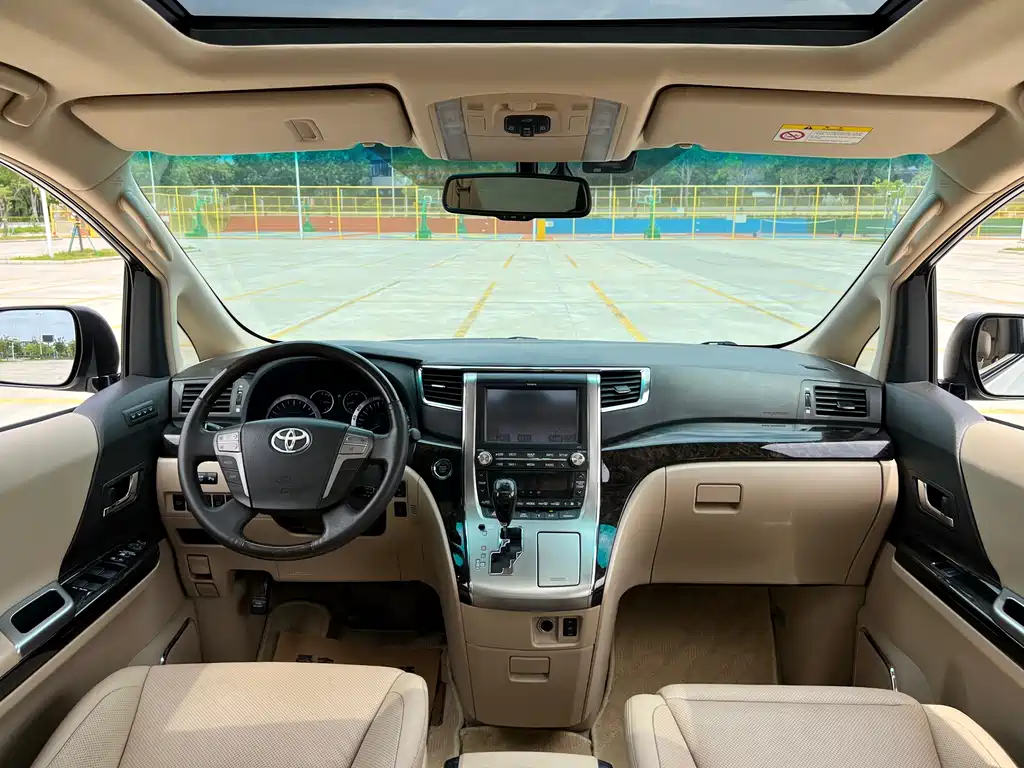 Toyota Alphard 2013 — фото 12