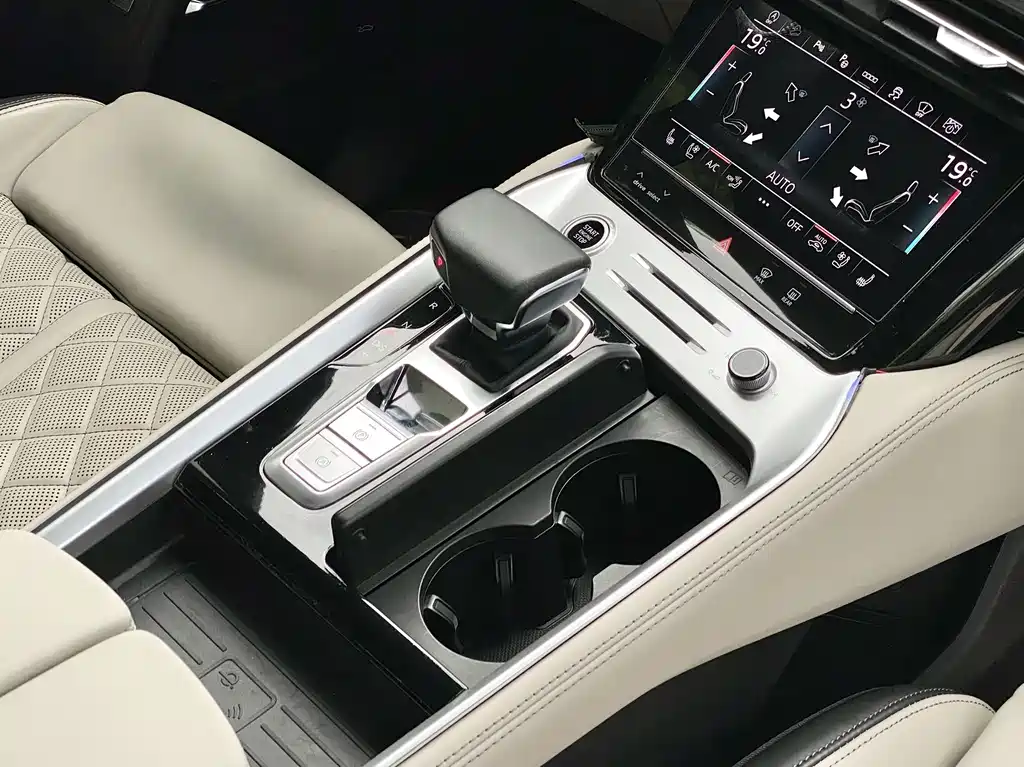 Audi Q6 2023 — фото 15