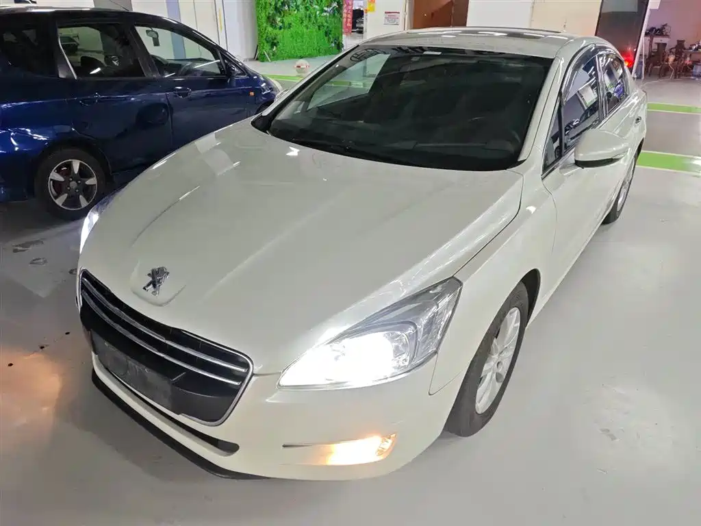 Peugeot 508 2014 — фото 1