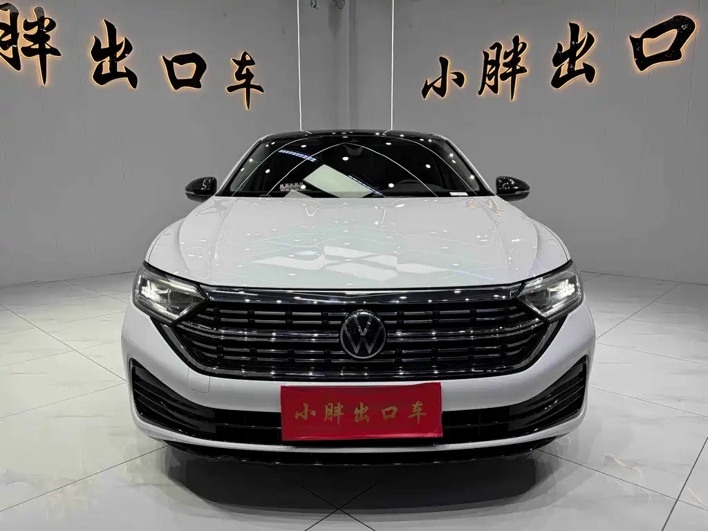 Volkswagen Sagitar 2022