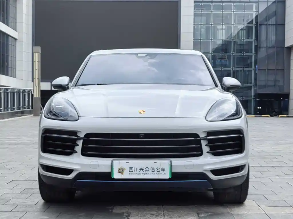 Porsche Cayenne Hybrid 2022 — фото 3