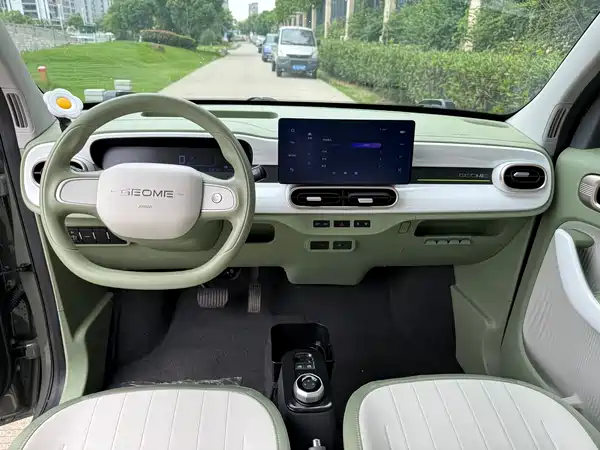 Geely Galaxy Panda 2025