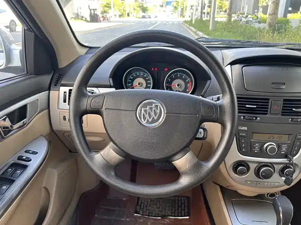 Buick Excelle 2014
