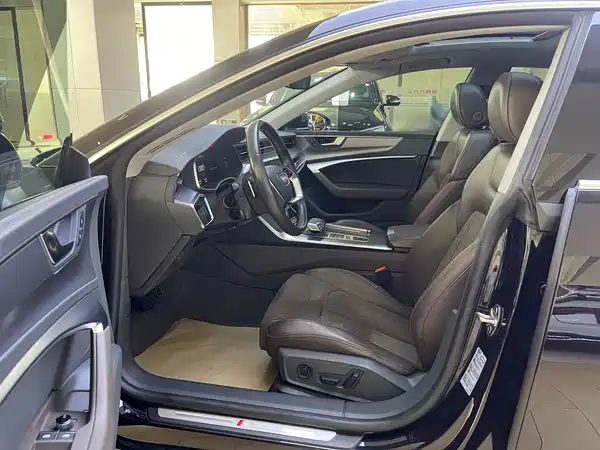 Audi A7L 2024