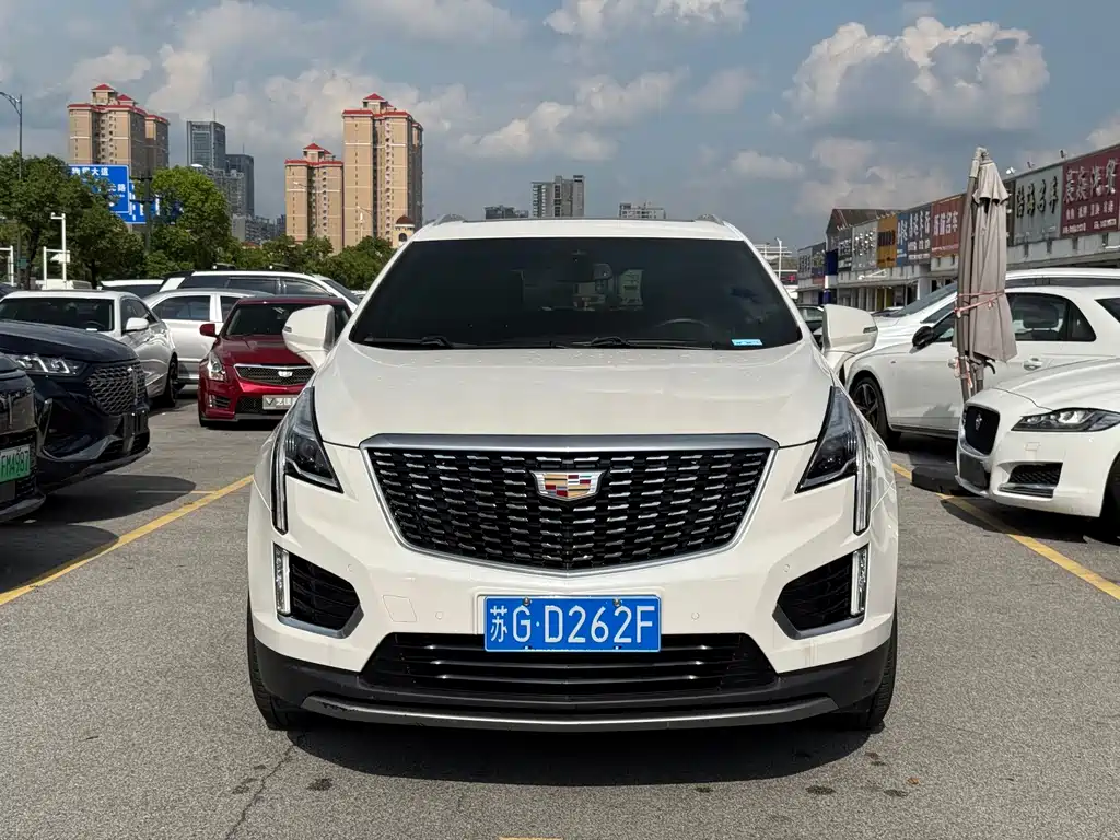 Cadillac XT5 2020 — фото 2