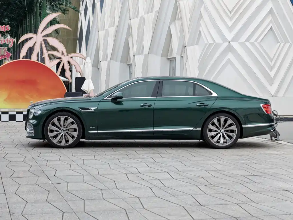 Bentley Flying Spur 2021 — фото 7