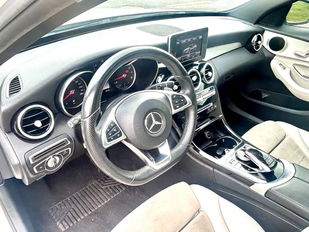 Mercedes-Benz C-Class 2017 — фото 10