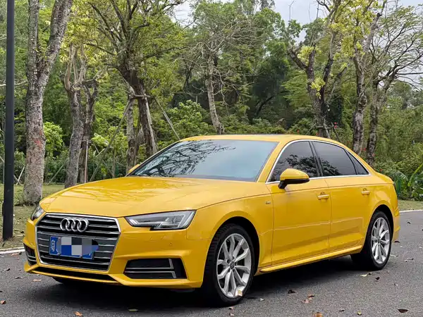 Audi A4L 2018
