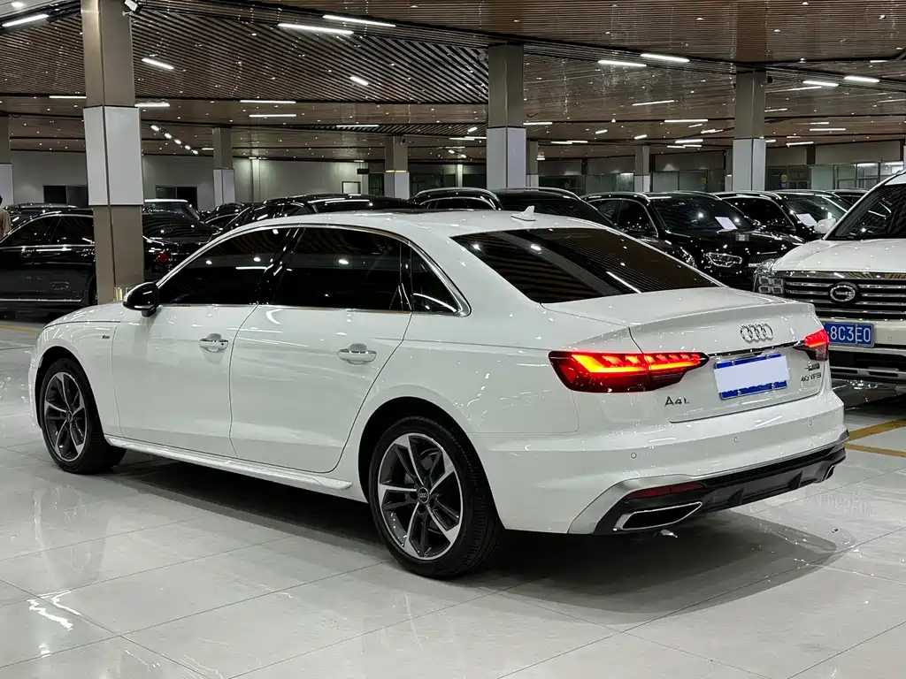 Audi A4L 2024