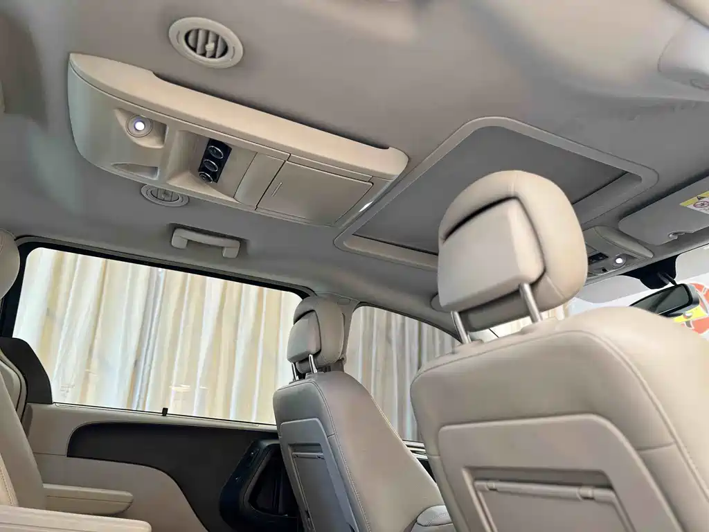 Chrysler Grand Voyager 2015 — фото 18