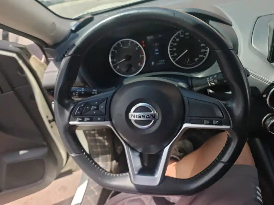 Nissan Sylphy 2020 — фото 15