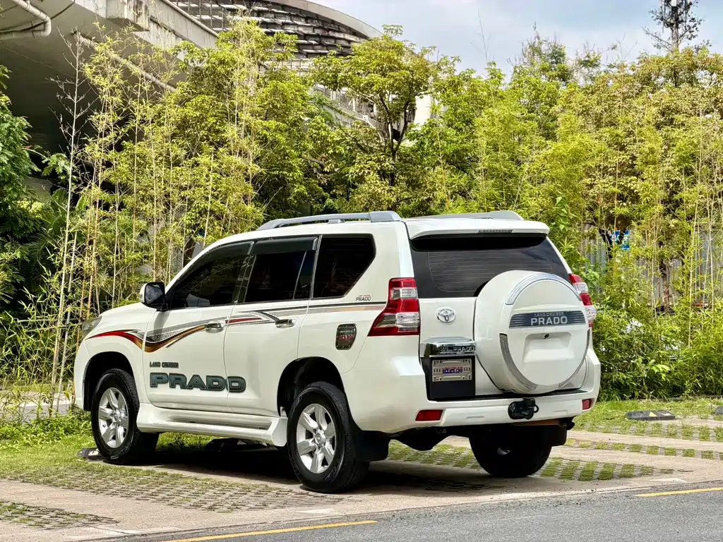 Toyota Prado 2017 — фото 6