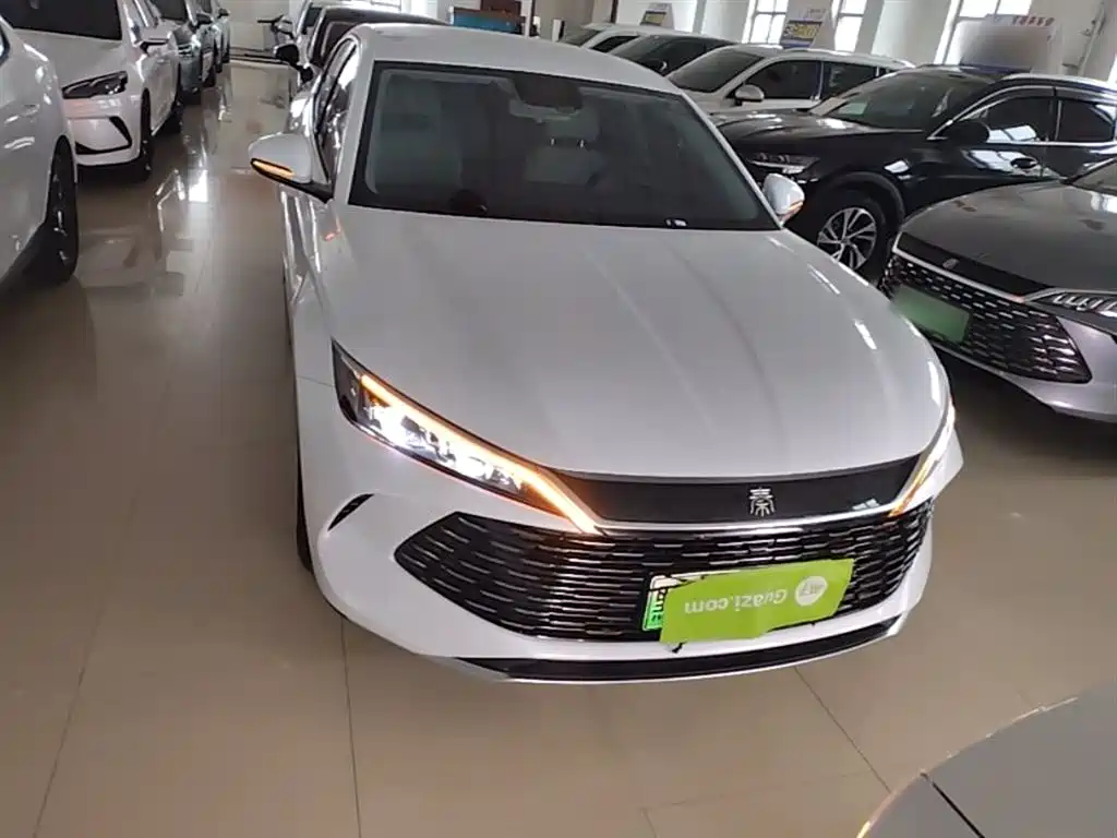 BYD Qin L 2025 — фото 3
