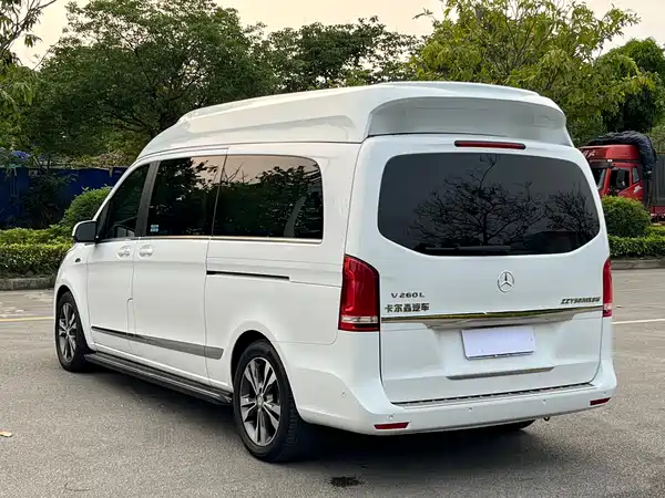 Mercedes-Benz V-Class 2017