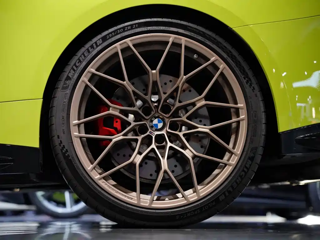 BMW M4 2021 — фото 3