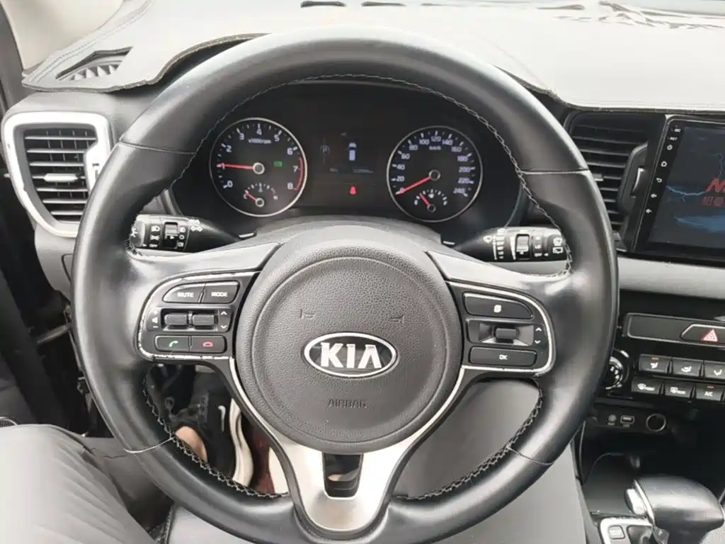 Kia KX5 2016 — фото 11