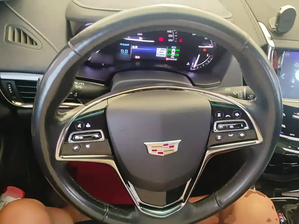 Cadillac ATS-L 2018 — фото 11