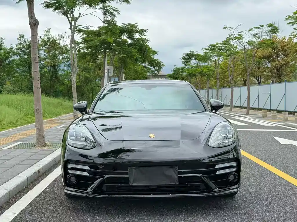 Porsche Panamera 2017 — фото 2