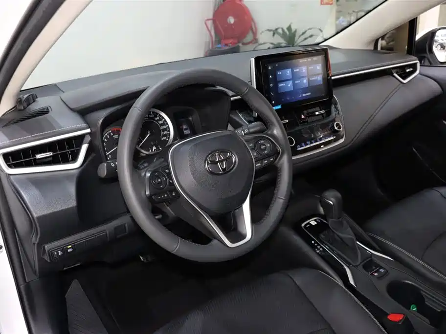 Toyota Corolla 2020 — фото 10