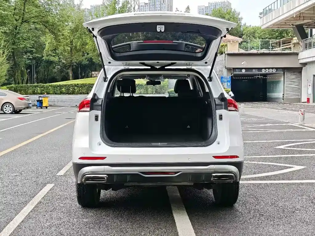 Haval H6 2023 — фото 13