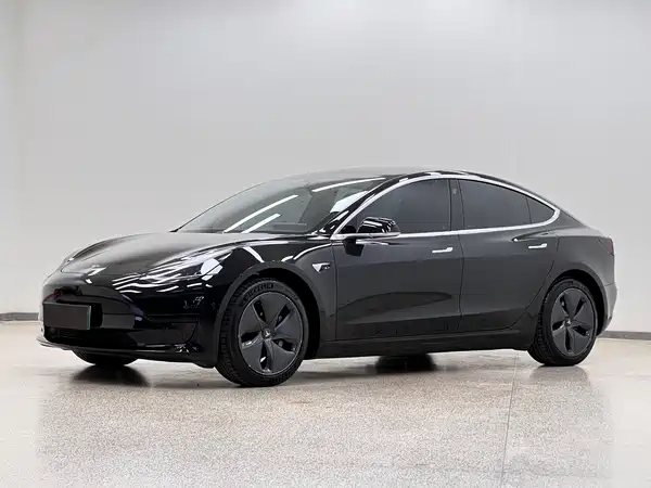 Tesla Model 3 2020