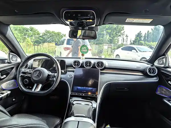 Mercedes-Benz C-Class 2022